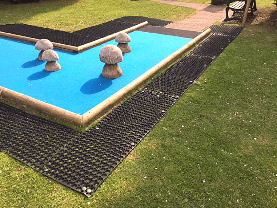 Rubber Grass Mats Inverness Crazy Golf Featured Image