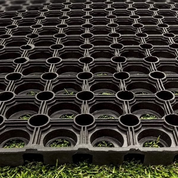 Rubber Grass Mats 1.5x1m - Image 3